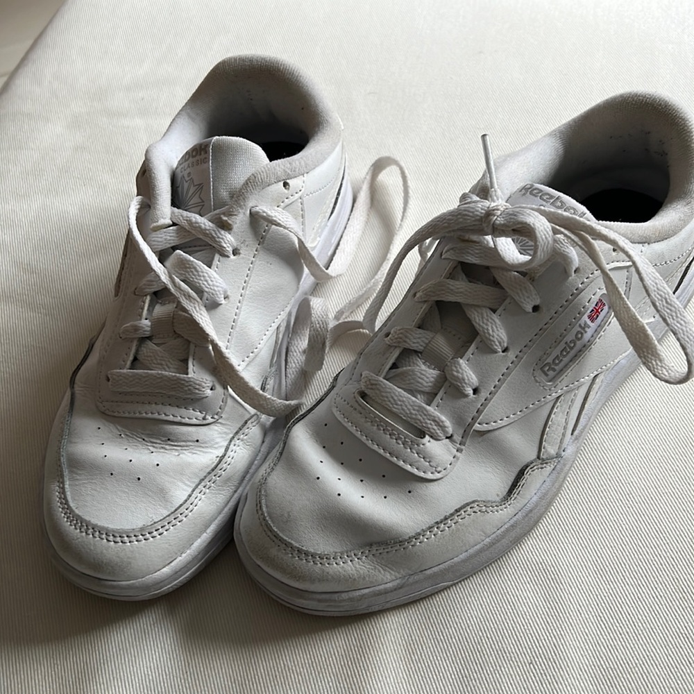 Reebok Sneakers W7.5